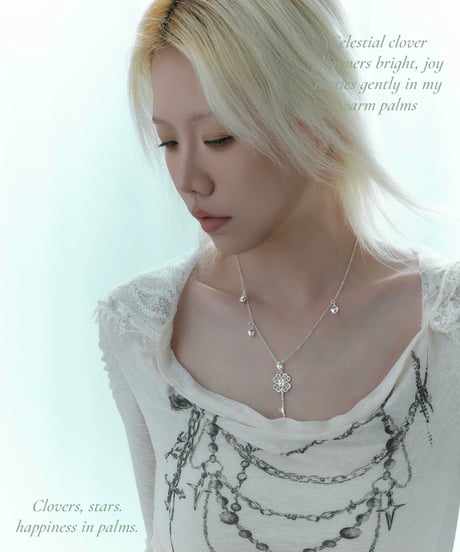 Lucky clover  necklace