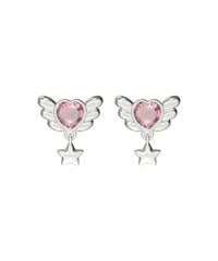 Lovely wing pierce