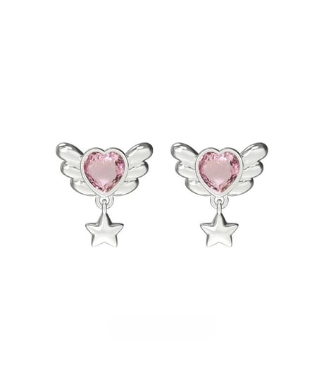 Lovely wing pierce