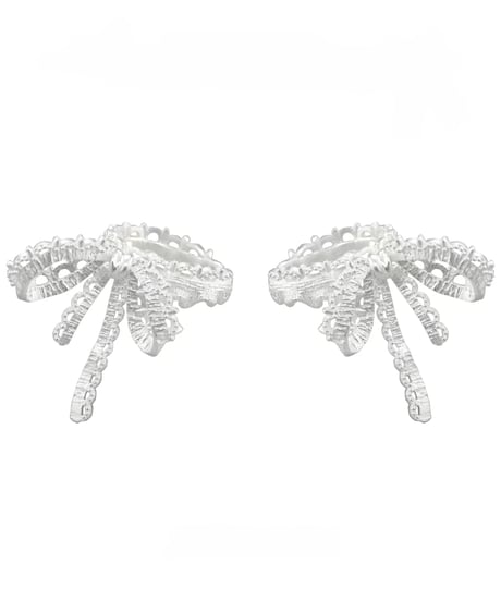 Veil ribbon earcuff
