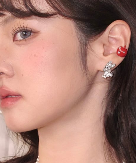 Bunny glitter pierce