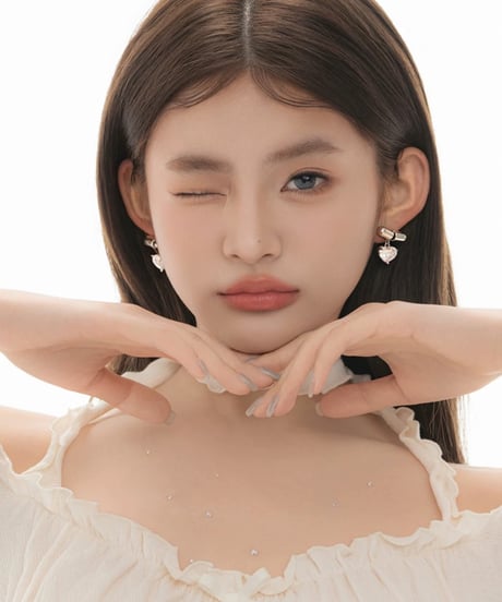 Capsule pink pierce