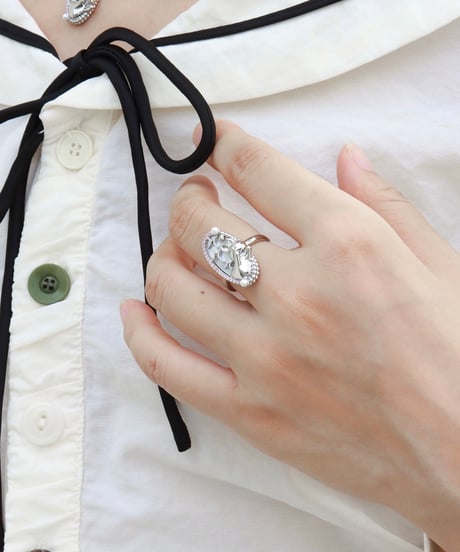 Rabbit pop out ring