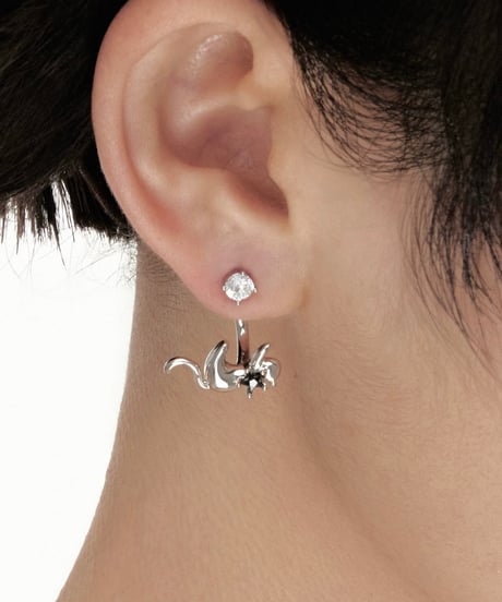 Cat ribbon pierce