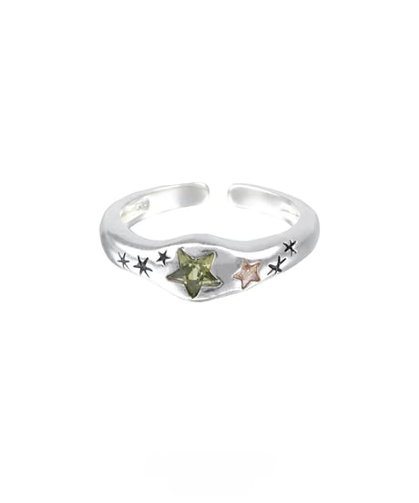Green star ring