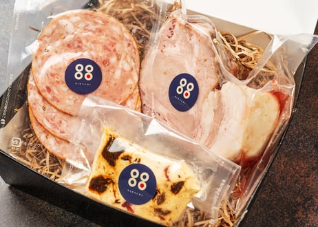 朝日豚塩麹漬けローストポーク（200g）と前菜セット