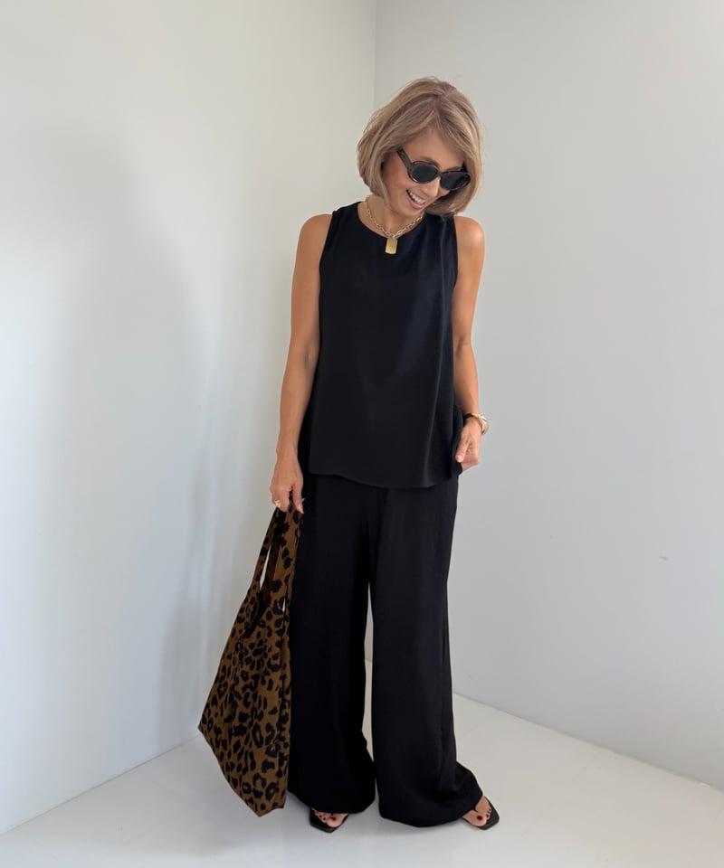 ノースリセットアップ【Beige/Black 全2色】 | ABEREI
