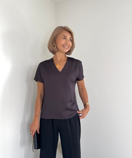 上品シルキートップス【Ivory/Brown 全２色】