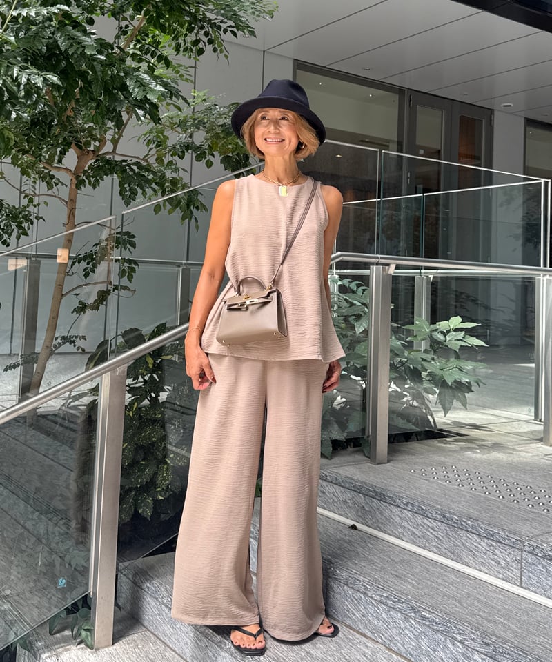 ノースリセットアップ【Beige/Black 全2色】 | ABEREI