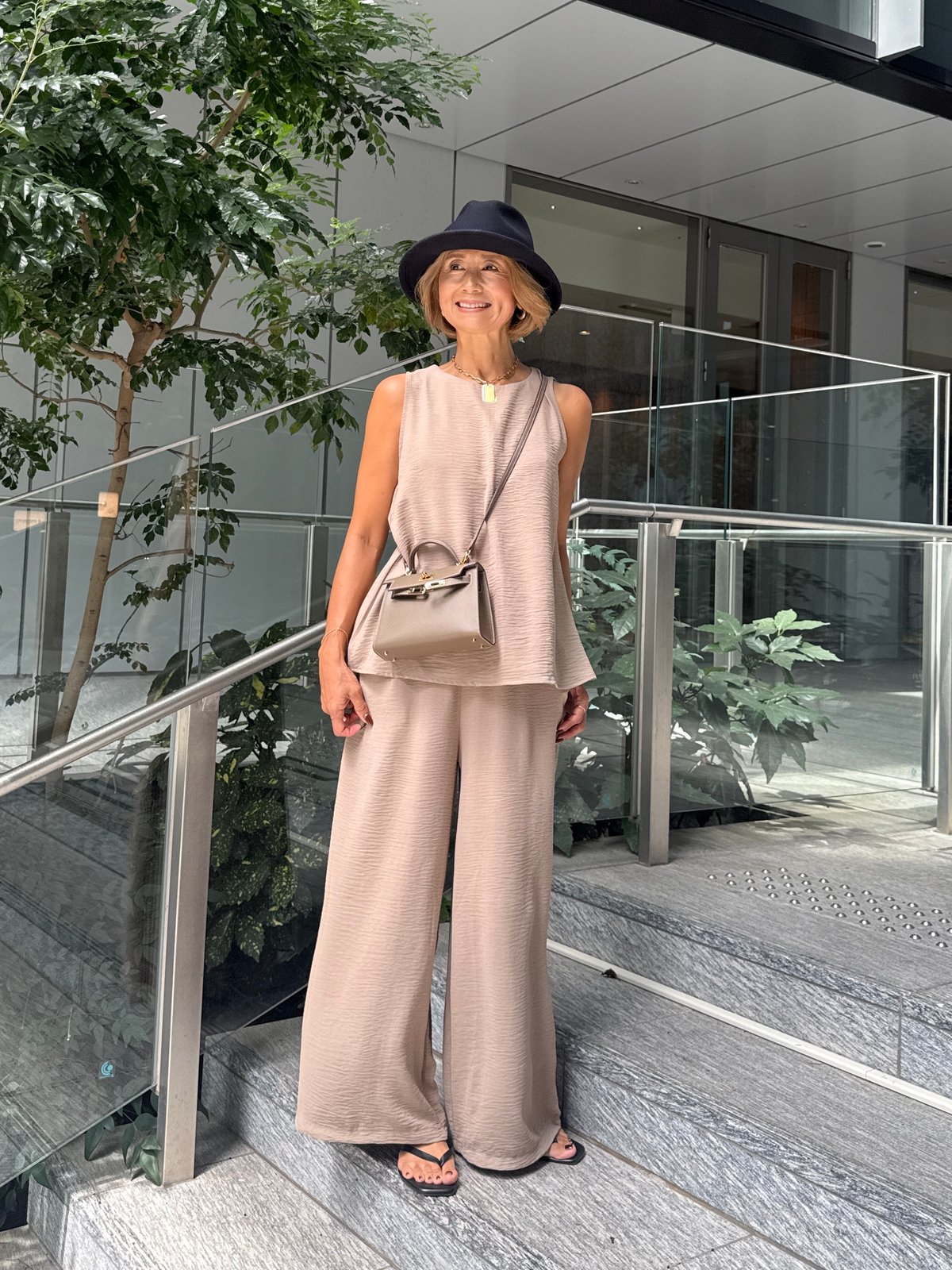 ノースリセットアップ【Beige/Black 全2色】 | ABEREI