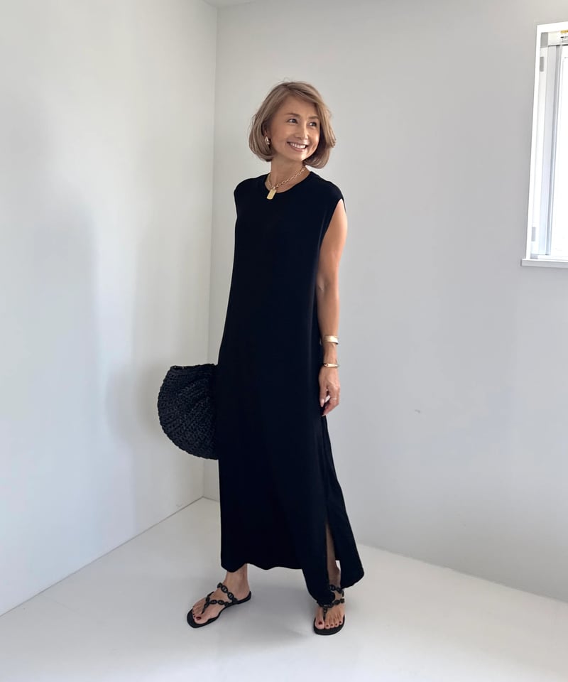 THE RERACS⭐︎サイドスリット入りワンピース THE RERACS THE SIDE ZIP DRESS - Altamira