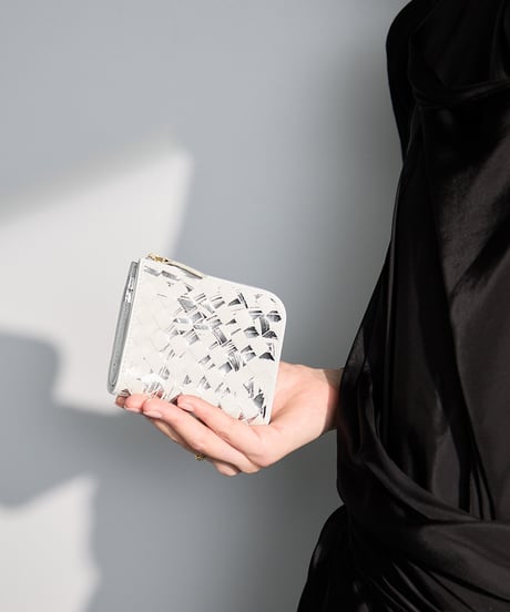 Lamb Leather L-shaped Zipper Mini Wallet【322853】日本製