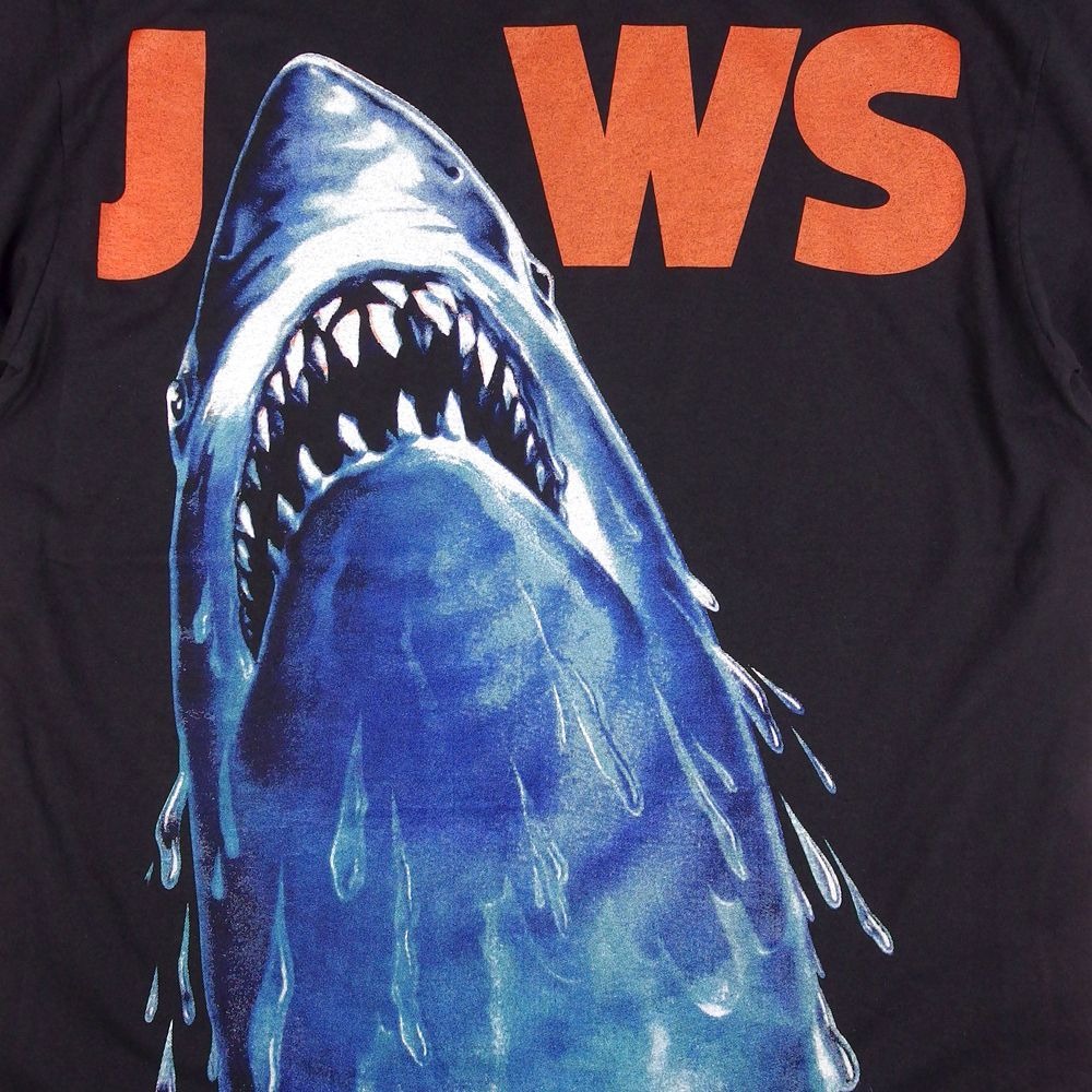 【美品】ユニバーサル公式 映画ジョーズ 両面プリント ムービーTシャツ JAWS ✓公式 JAWS ジョーズ 映画 ムービー サメ プリント 半袖 T