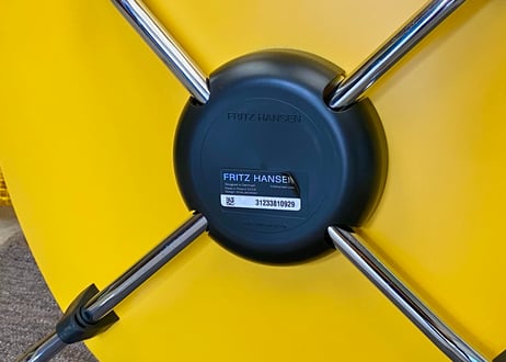 【FRITZ HANSEN】Series 7 Chair / セブンチェア（トゥルーイエロー）