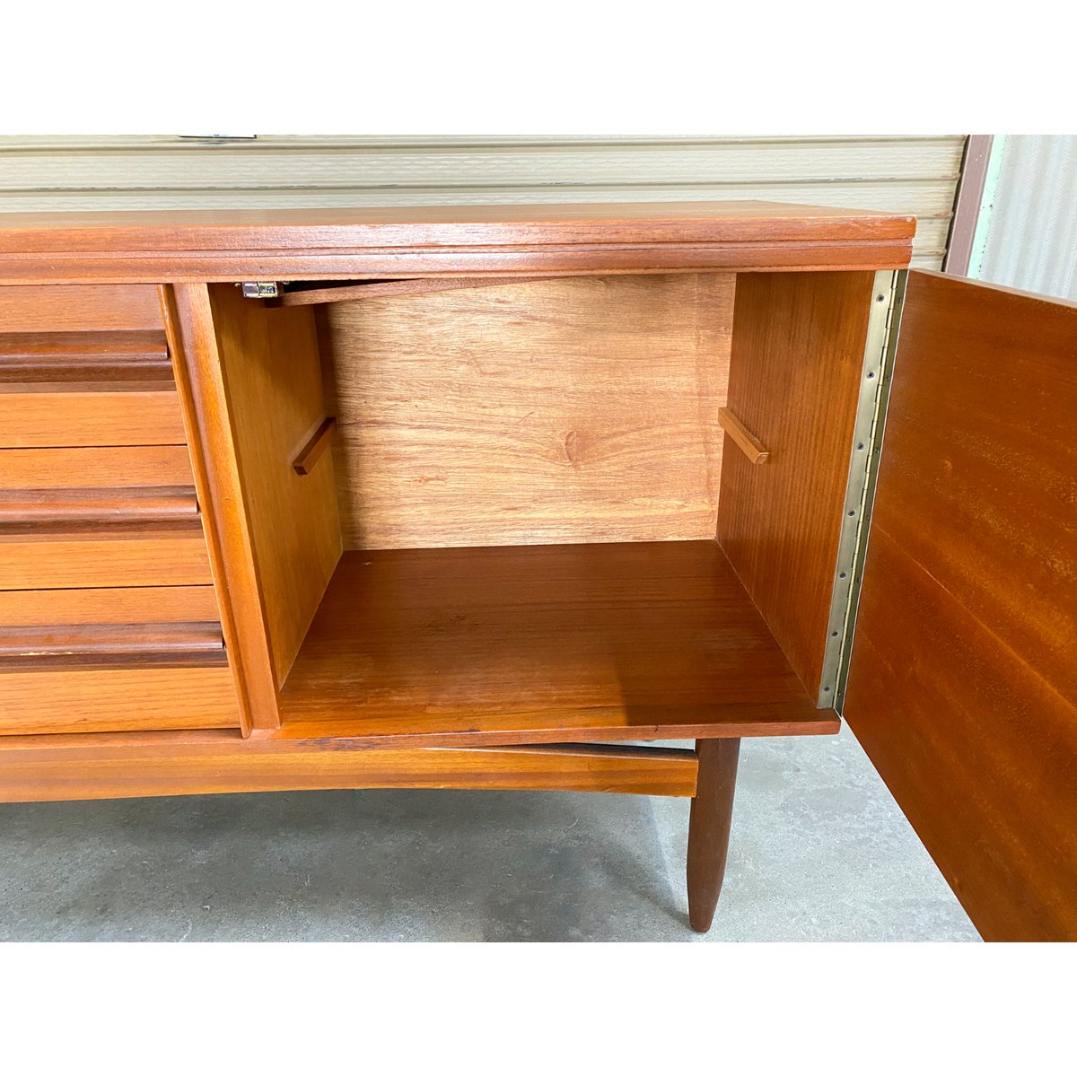 William Lawrence / ヴィンテージ サイドボード William Lawrence ビンテージ サイドボード（英国製） | UNITORA