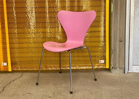 【FRITZ HANSEN】Series 7 Chair / セブンチェア（ピンク）