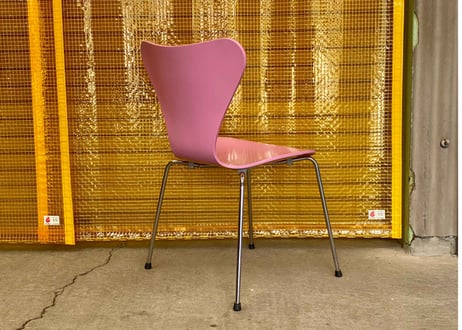 【FRITZ HANSEN】Series 7 Chair / セブンチェア（ピンク）