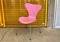 【FRITZ HANSEN】Series 7 Chair / セブンチェア（ピンク）