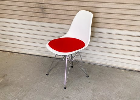 Herman Miller/ハーマンミラー/イームズ/プラスチックシェル サイドチェア/シートパッド付 / ワイヤーベース （Vitra × Herman Miller Wネーム）①
