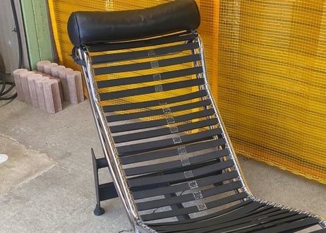 ル・コルビュジエ LC4 Chaise Lounge（ポニースキン/ IDC大塚家具