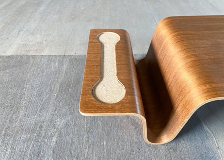 offi Overlap Tray Table（オーバーラップ トレイ テーブル）