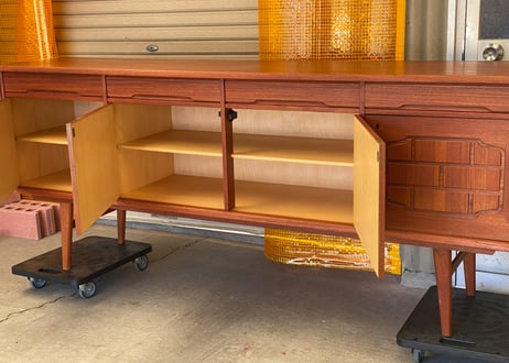 Nordic Vintage / Sideboard / Teak