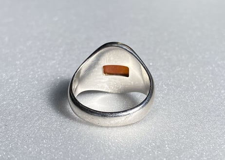 Maison Margiela / Red Stone Signet Ring（メゾンマルジェラ / レッドストーン シグネットリング）