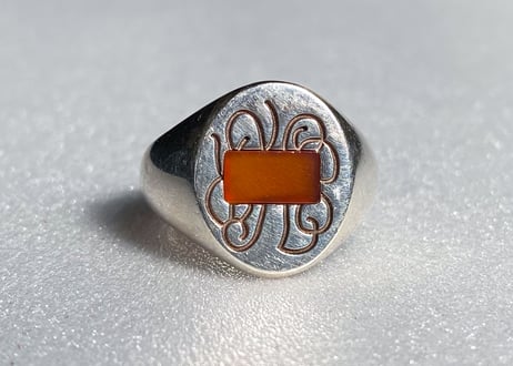 Maison Margiela / Red Stone Signet Ring（メゾンマルジェラ / レッドストーン シグネットリング）
