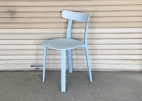 Vitra / APC (All Plastic Chair) / Sky Blue / Jasper Morrison
