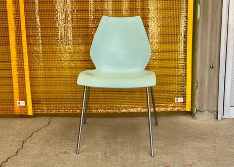 【Kartell】MAUI マウイチェア（ヴィコ・マジストレッティ）