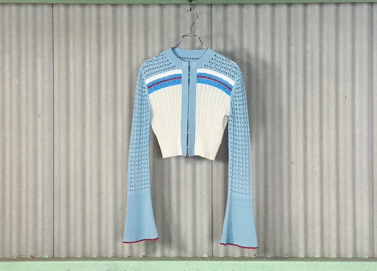 Mame Kurogouchi（マメ クロゴウチ） フレアスリーブニット