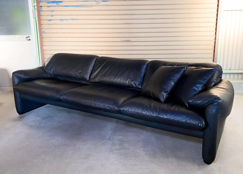 675 MARALUNGA/マラルンガ 3人掛けソファ(リプロダクト) | UNITORA