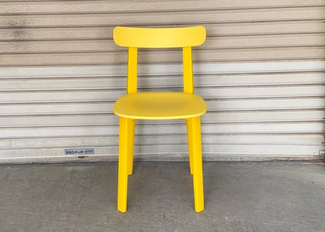 Vitra / APC (All Plastic Chair) / Yellow / Jasper Morrison
