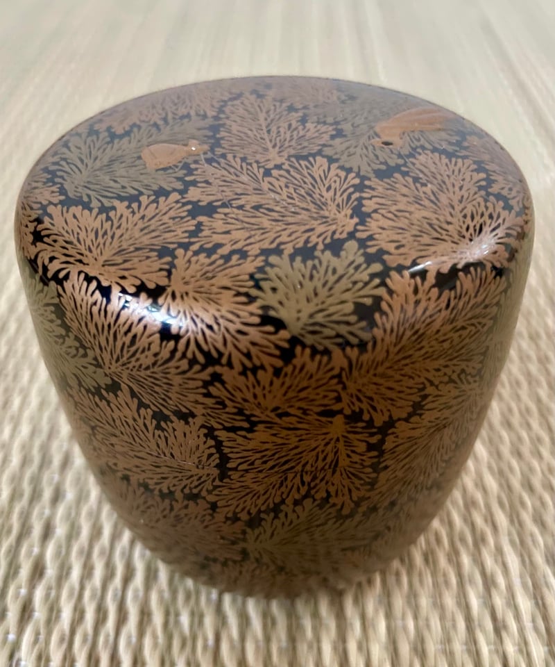 美品】木製 漆塗 蒔絵 秋草虫図蒔絵 中棗 バッタ/鈴虫 黒/金 | ginyoudo