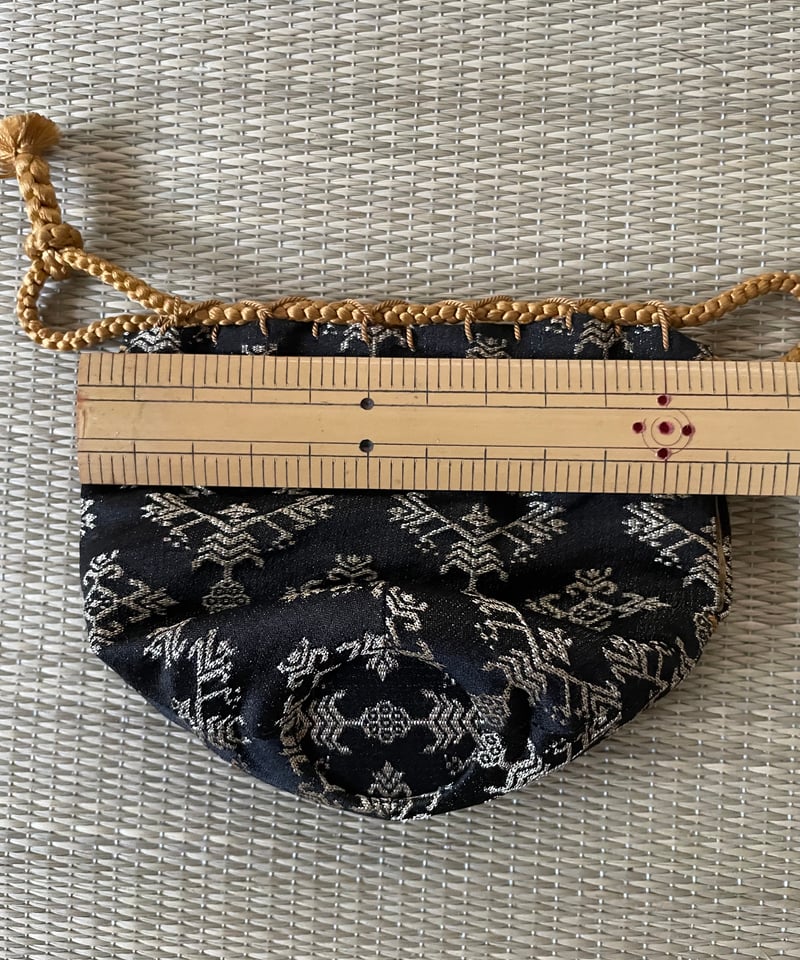 正絹】 茶入用 仕覆 菱 唐花文錦 墨黒系 | ginyoudo