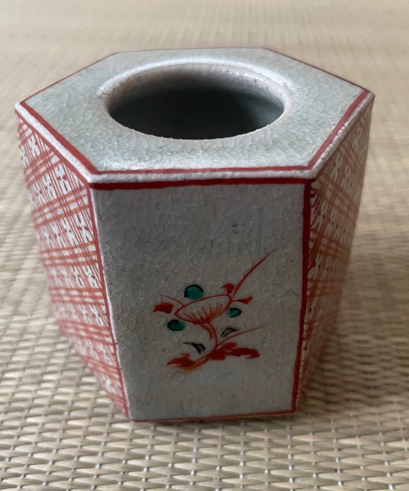 Ｗ４２３　蓋置　『渋草焼』『唐子紋』『渋草柳造』　共箱　茶道具 美品 桐共箱 栞つき】在銘 渋草柳三造 胡錦亀甲 蓋置 渋草焼 | ginyoudo