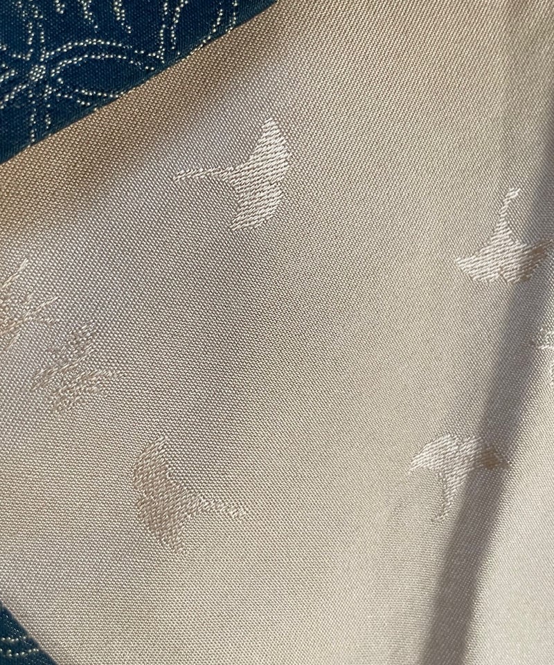 美品】龍村美術織物謹製 正絹 数寄屋袋 宗薫手銀杏文緞子 | ginyoudo