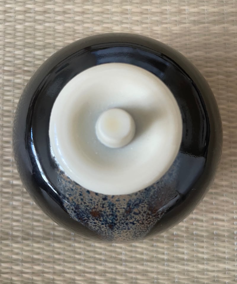 美品 紙元箱 仕覆栞付】渦金襴 仕覆付 中村陶六造 文林茶入れ | ginyoudo