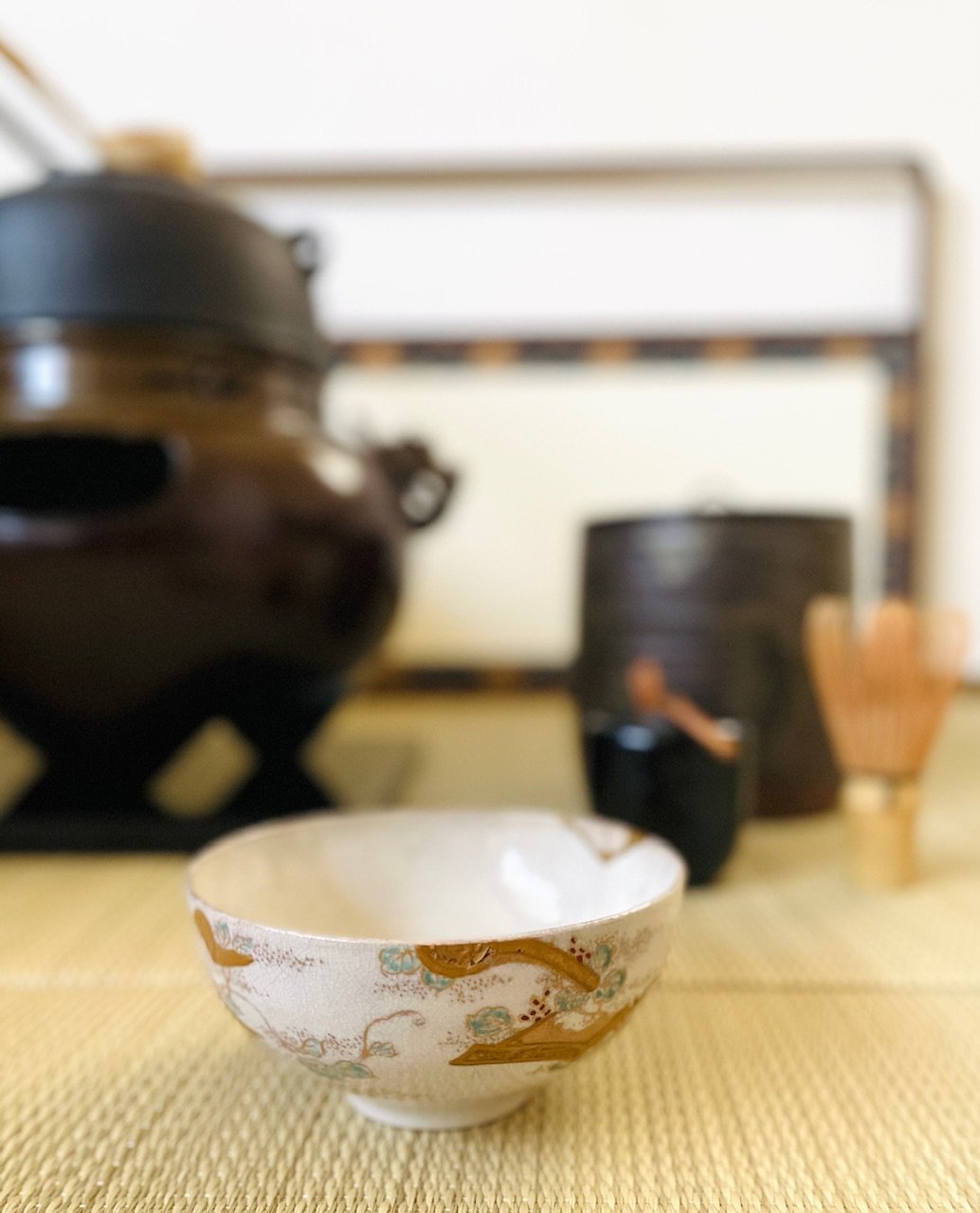 尾呂茶碗 金継ぎ 江戸時代 茶道具 陶器 アンティーク】古薩摩 金継ぎ有 薩摩焼茶碗 見立て茶道具 | ginyoudo