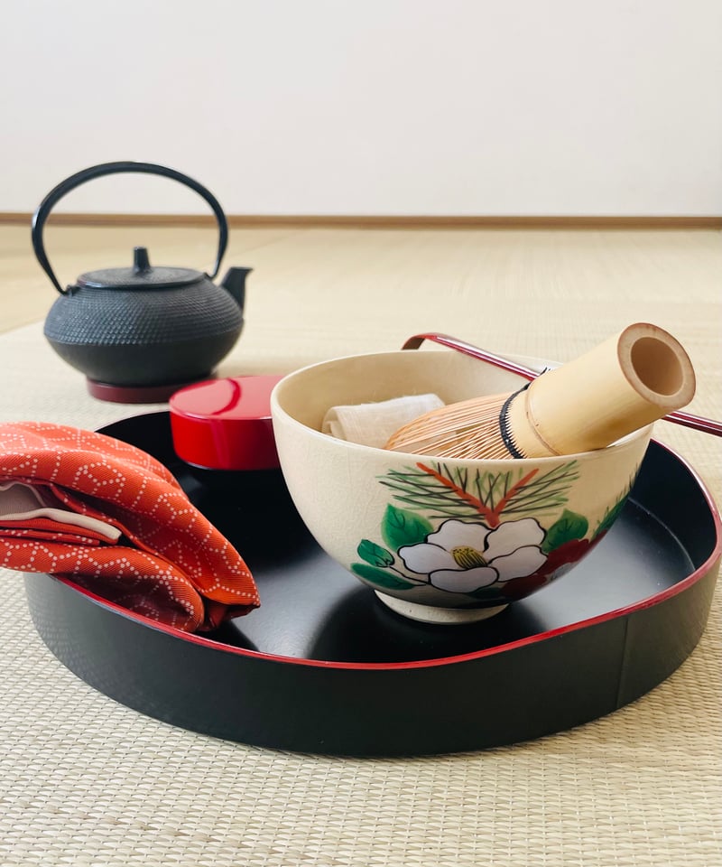 MOA美術館 若松椿文茶碗 尾形乾山写し 箱付き 美品 茶道 抹茶碗 美品 紙箱付き】MOA美術館監修 小泉蔵珍窯 乾山写し 若松椿文茶碗