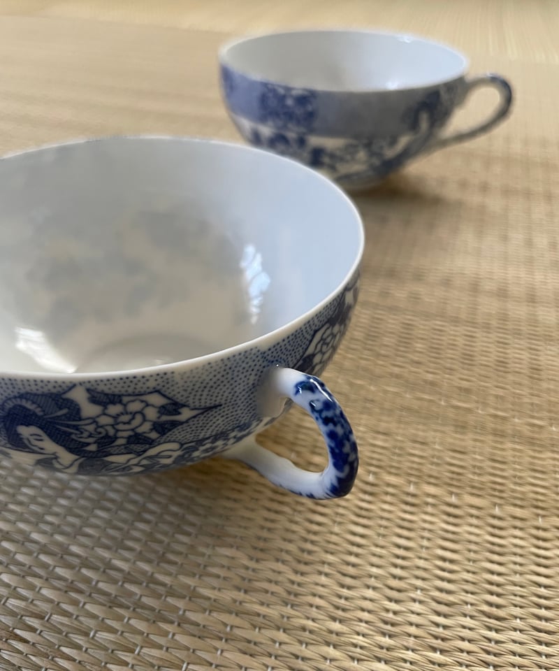 美品 同柄2客セット】日本特製 透かし芸者文様 エッグシェル 卵殻手