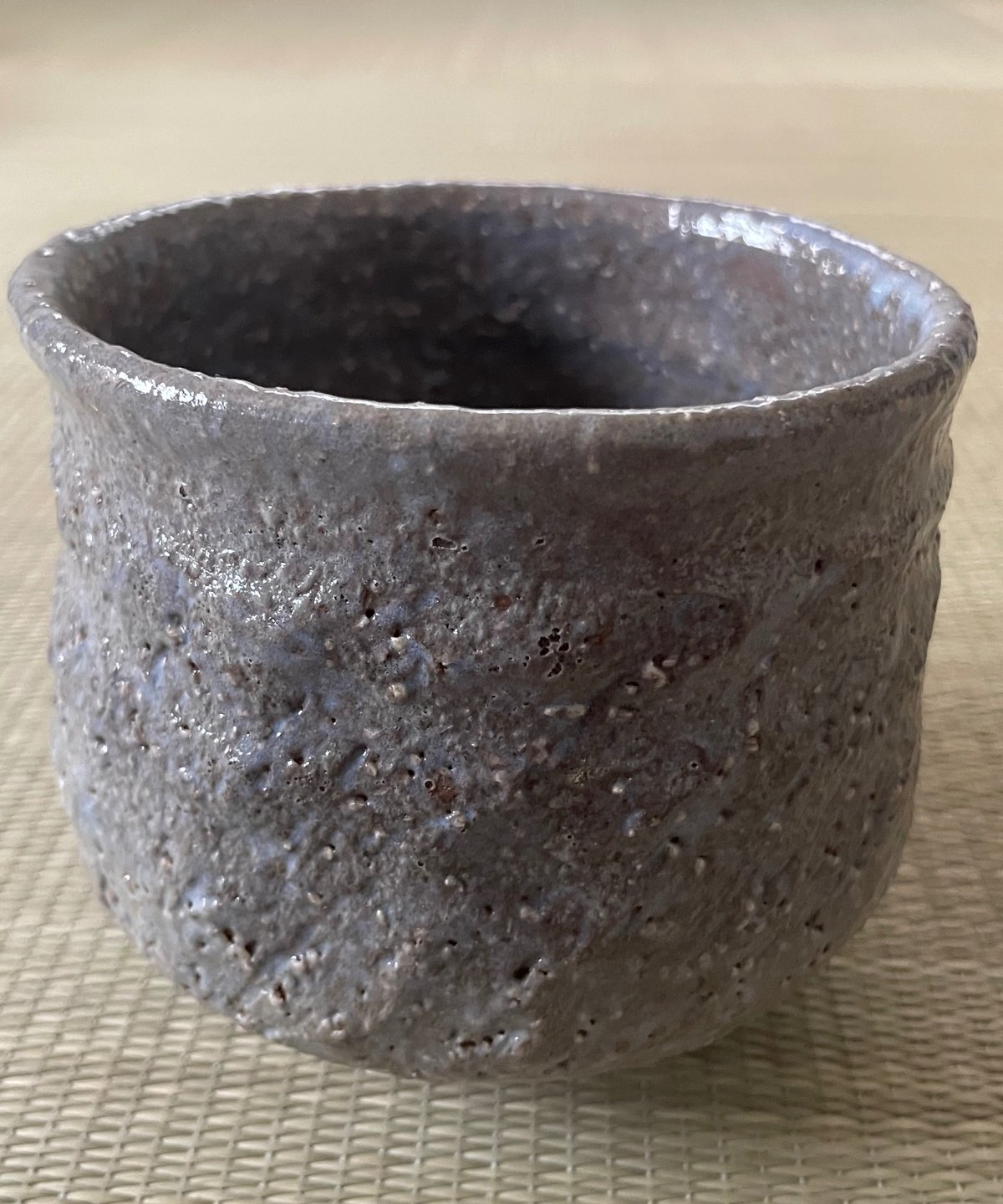 萩焼 陶晃山 末岡陶五郎 茶碗 共箱 栞付き 骨董品 作家物 在銘 美品 在銘】萩 末岡陶五郎造 筒茶碗 | ginyoudo