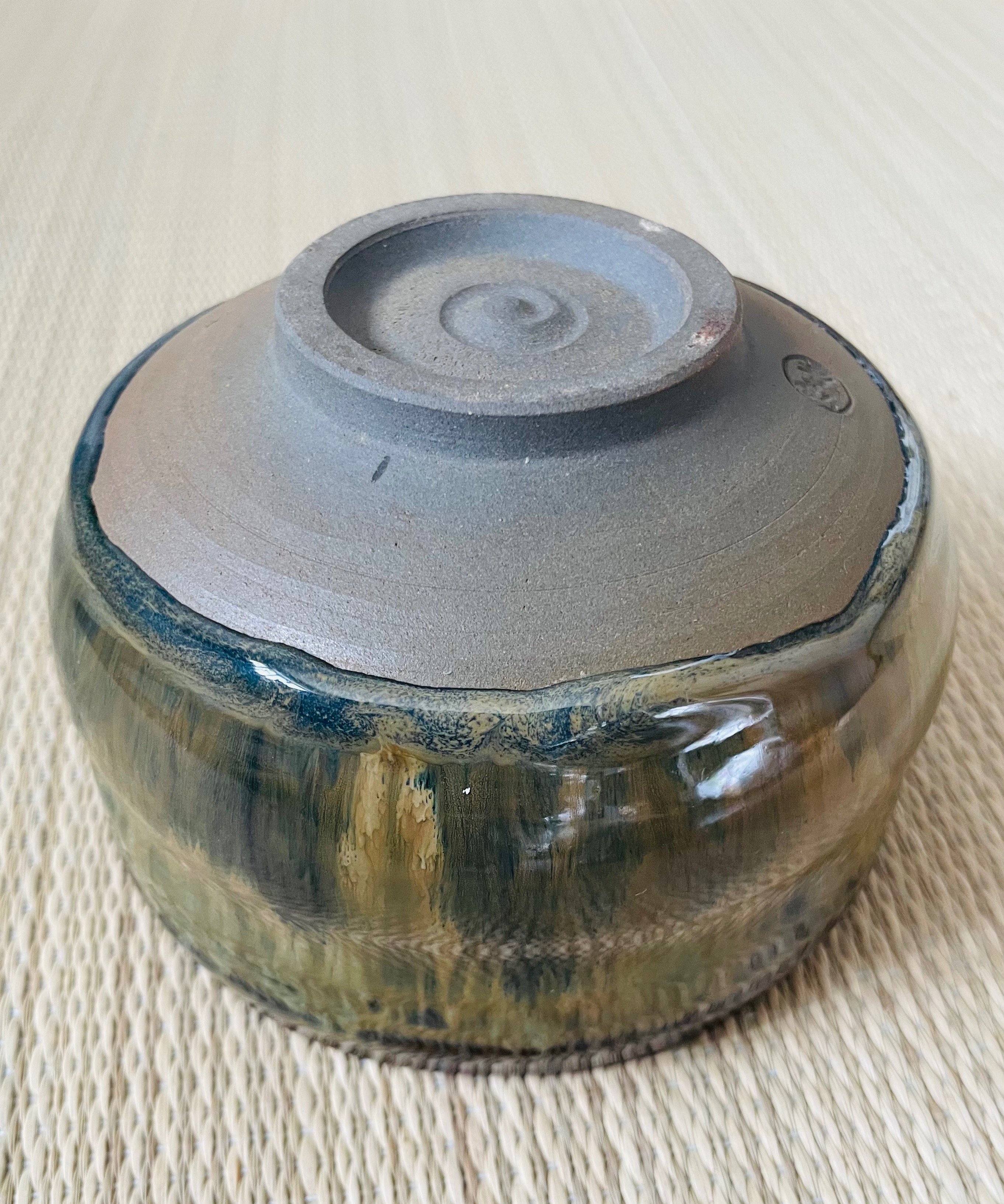 Ｗ１８２　茶碗　『小鹿田焼』『柳瀬春矼 作』　共箱　抹茶碗　茶道具 在銘 】柳瀬春矼造 小鹿田焼 おんたやき 茶碗 抹茶碗 | ginyoudo