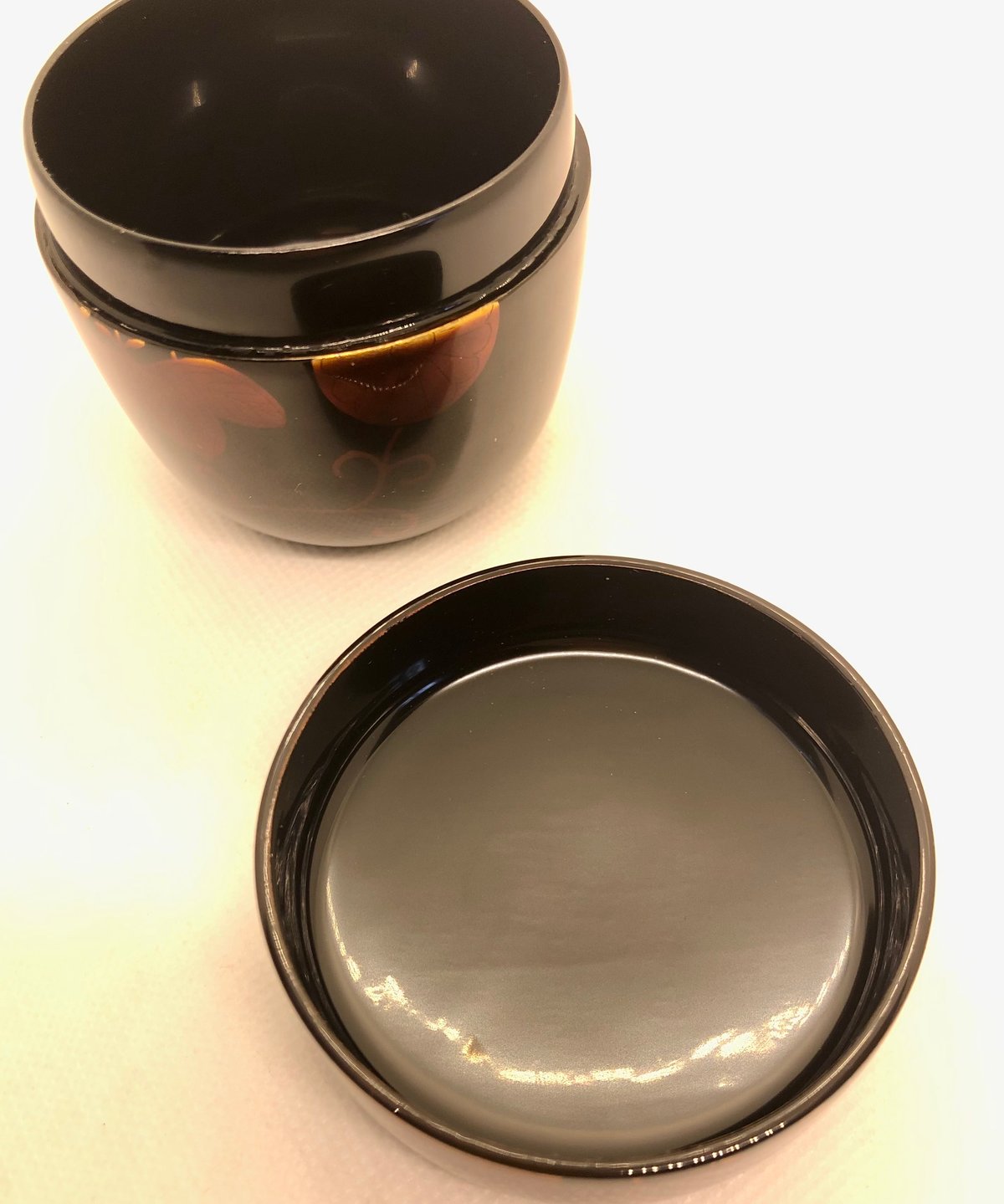 美品 木製】白檀塗り 中棗 高台寺蒔絵（菊桐唐草） | ginyoudo