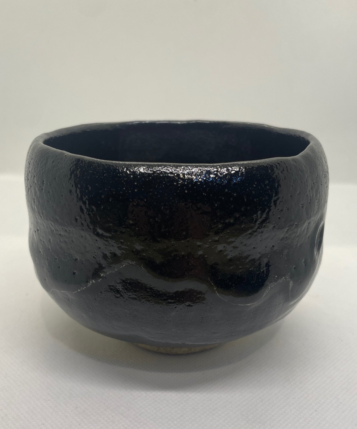 佐々木昭楽　黒楽 幕釉茶碗　茶道具　抹茶碗　共箱　共布 美品・在銘/共箱付】佐々木 昭楽造 黒楽 黒楽帯釉 抹茶茶碗 | ginyoudo