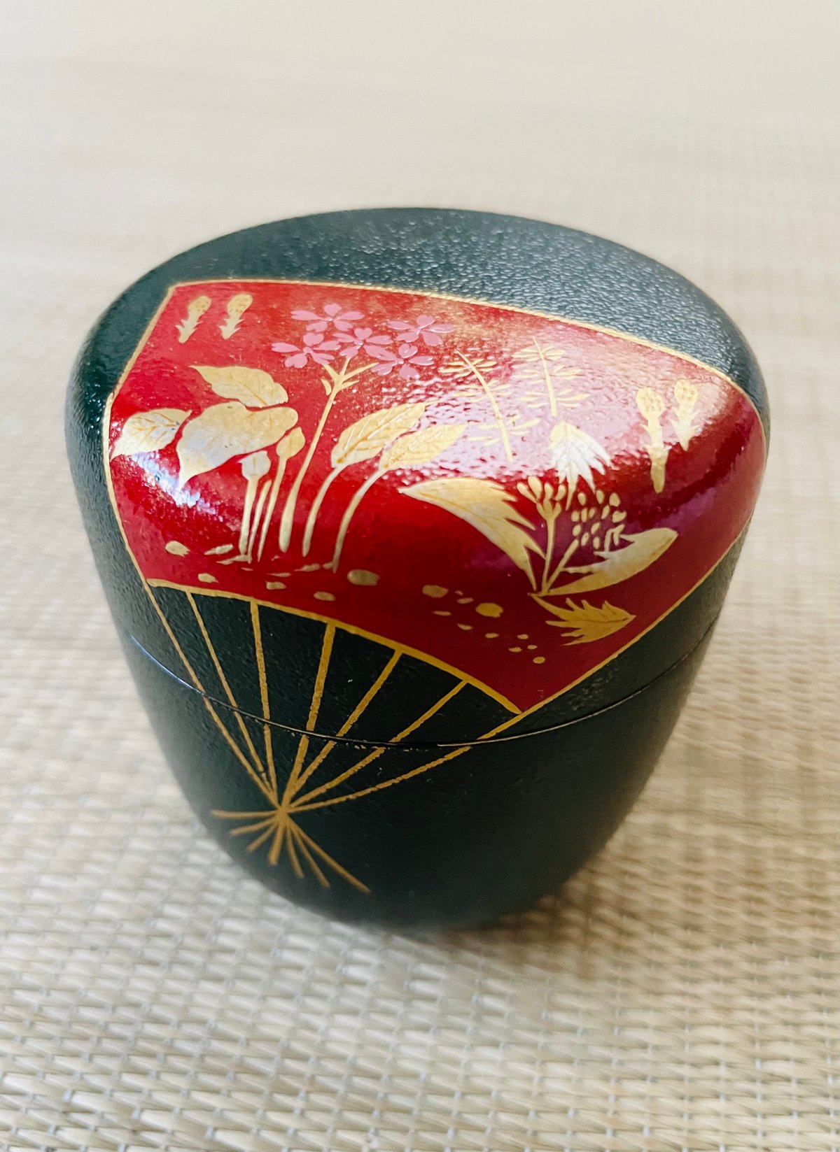 美品】木製 青漆叩漆 中棗 棗 春野 扇面に春の野 緑 | ginyoudo