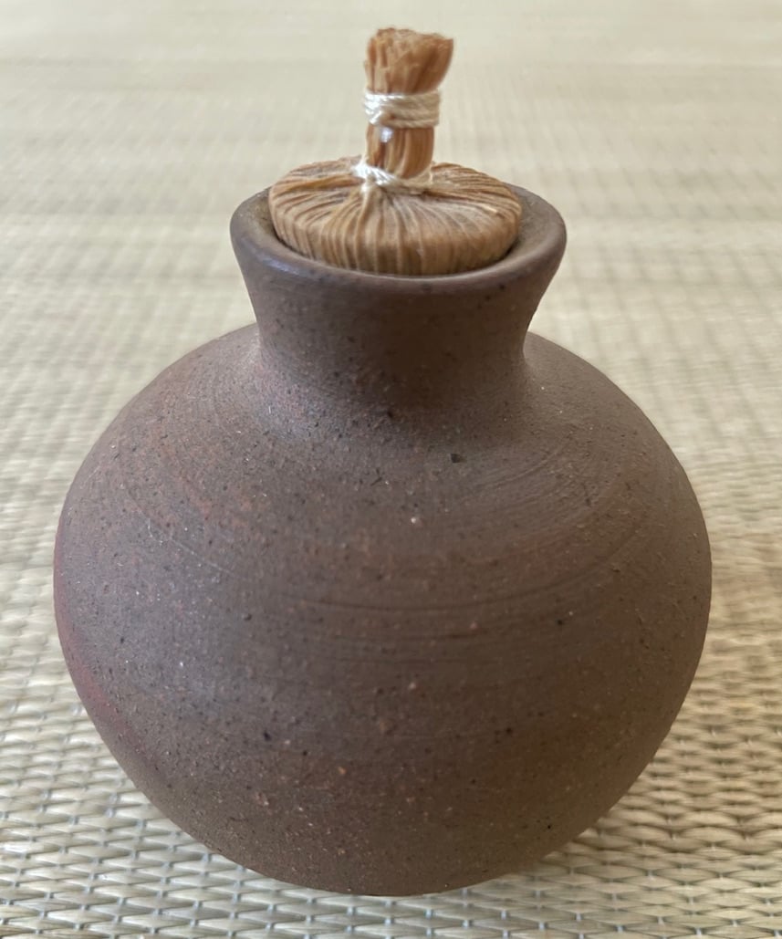 作家もの】底サイン有 備前焼 焼締め 振出 茶道具 茶箱 金平糖入れ