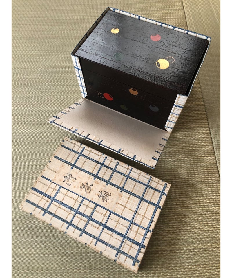 桐箱陶印あり壺です 立箱 / 製品紹介 | 箱義桐箱店