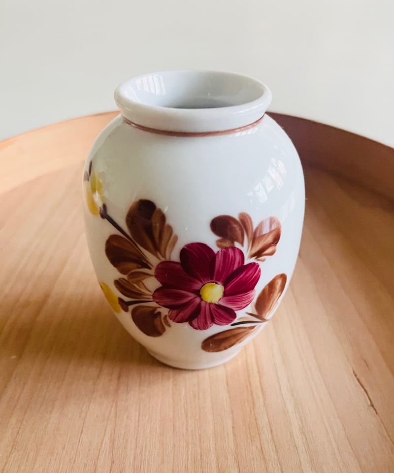 小型赤白模様花瓶 美品】オーストリア製 リリエンポーツェリン ミニチュアフラワーベース