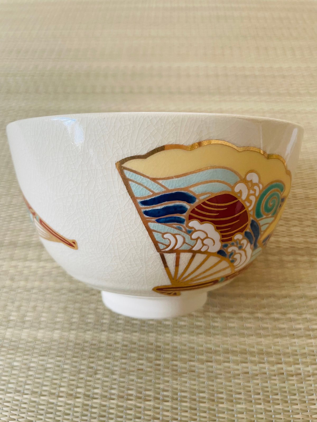 美品】加藤藤山造 在銘 陶印有 扇面貝 立波 桜紅葉 抹茶碗